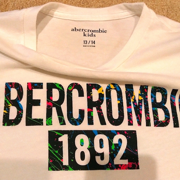 Abercrombie Kids Paint Splatter Logo Long Sleeve T - Picture 2 of 4